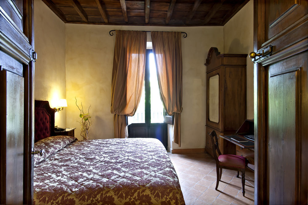 ホテル ドンナ カミラ サヴェッリ ローマ エクステリア 写真